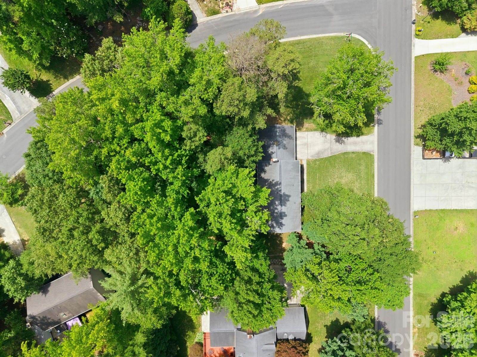 2011 Windlock Drive, Charlotte, NC 28270