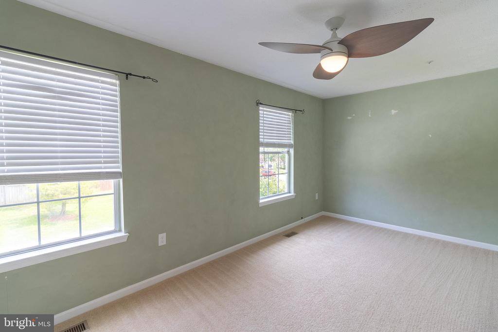 45292 Rumsford Lane, California, MD 20619