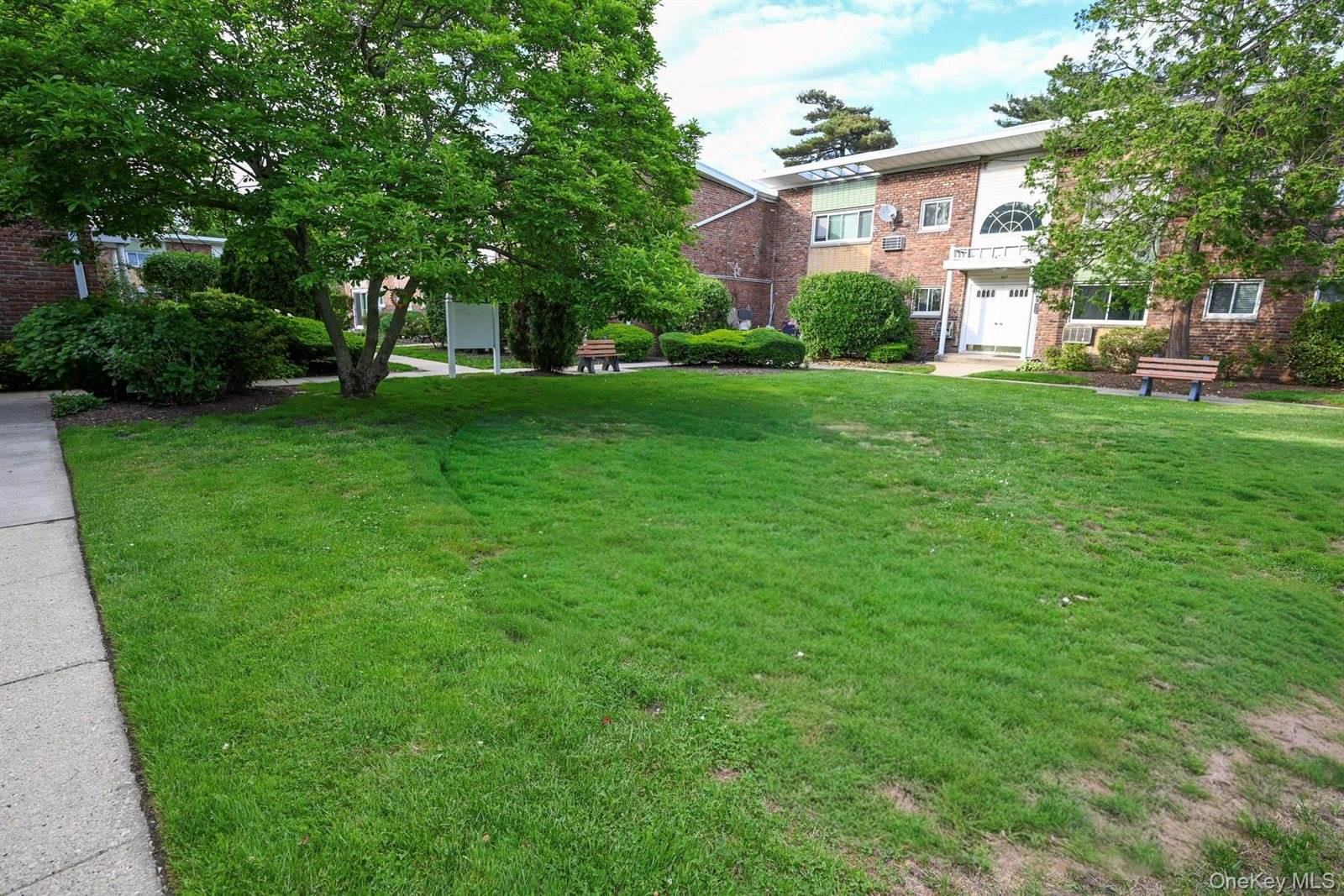 271 North Newbridge Road, Levittown, NY 11756