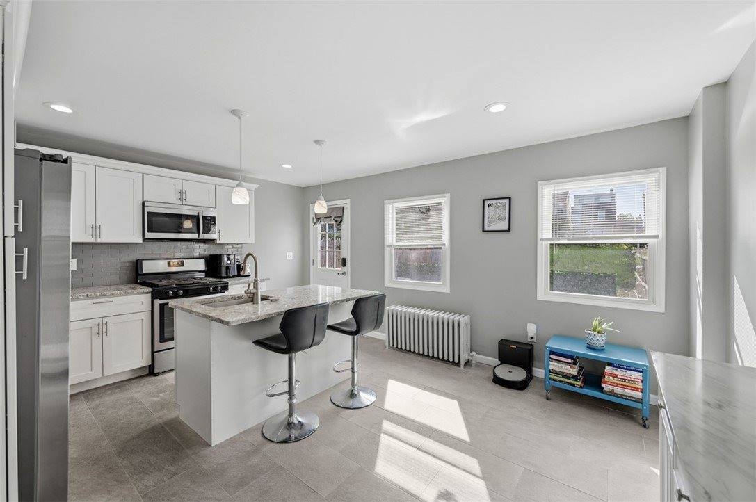 459 Pearl St, Bloomfield, PA 15224