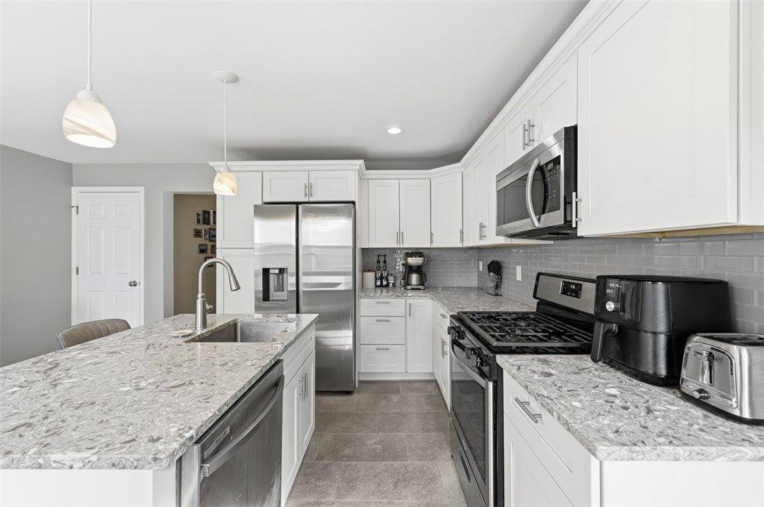 459 Pearl St, Bloomfield, PA 15224