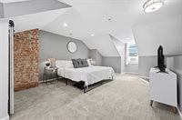 459 Pearl St, Bloomfield, PA 15224