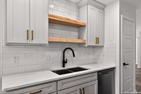 7207 Webbwood Way, San Antonio, TX 78250