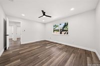 7207 Webbwood Way, San Antonio, TX 78250