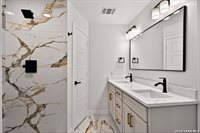 7207 Webbwood Way, San Antonio, TX 78250