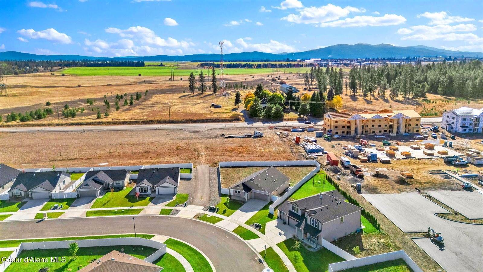 16167 North Hadley Loop, Rathdrum, ID 83858