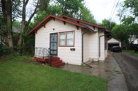 704 11th Ave NW, Minot, ND 58703
