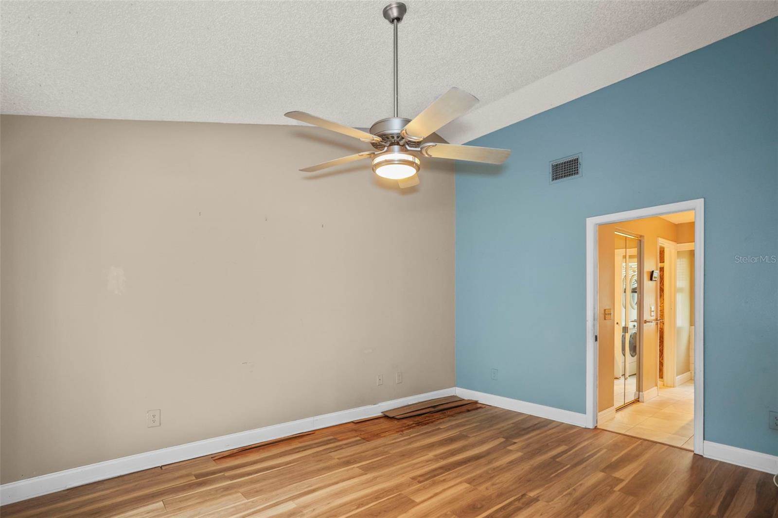 1668 Hamilton Court, Dunedin, FL 34698