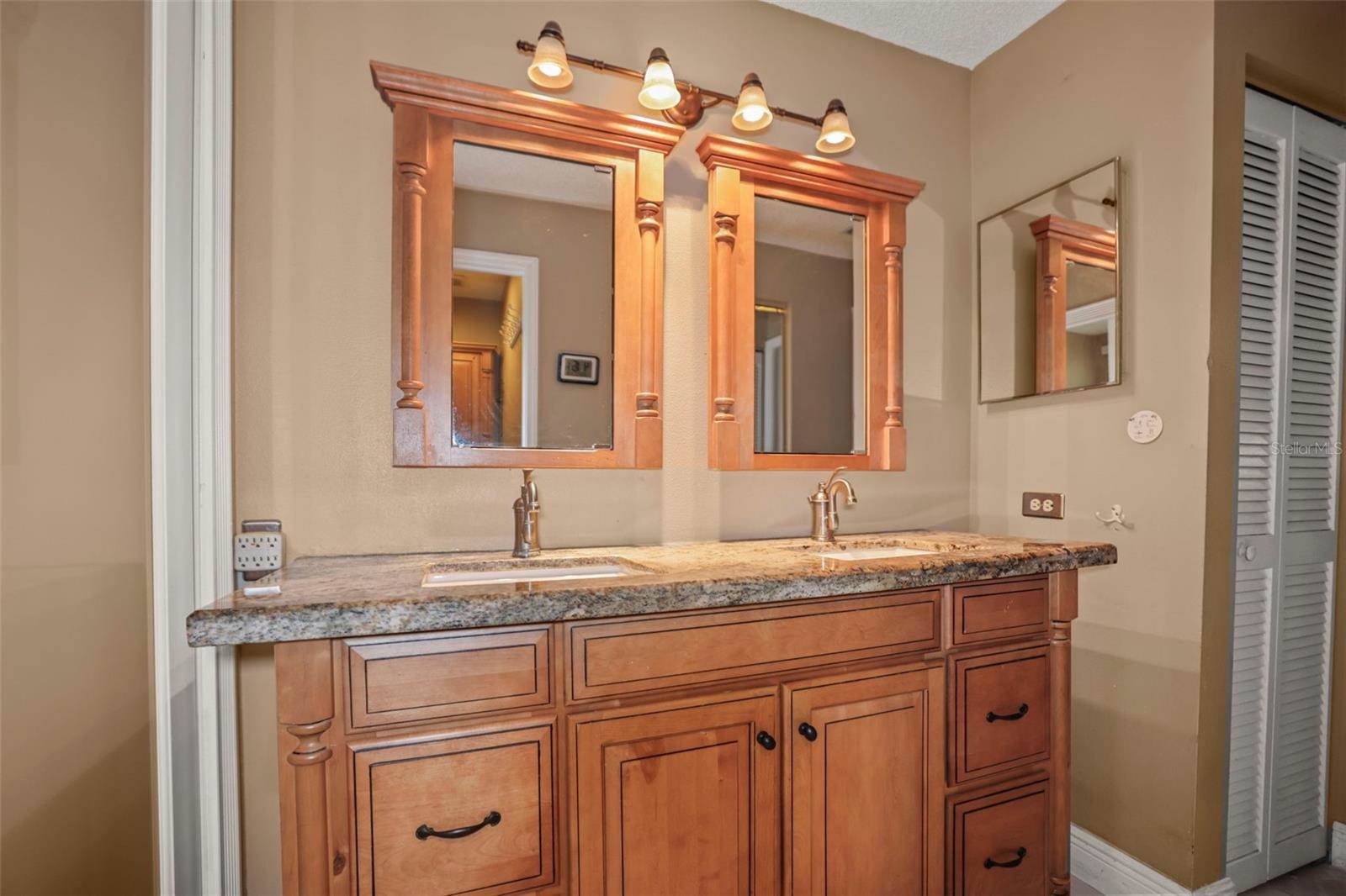 1668 Hamilton Court, Dunedin, FL 34698