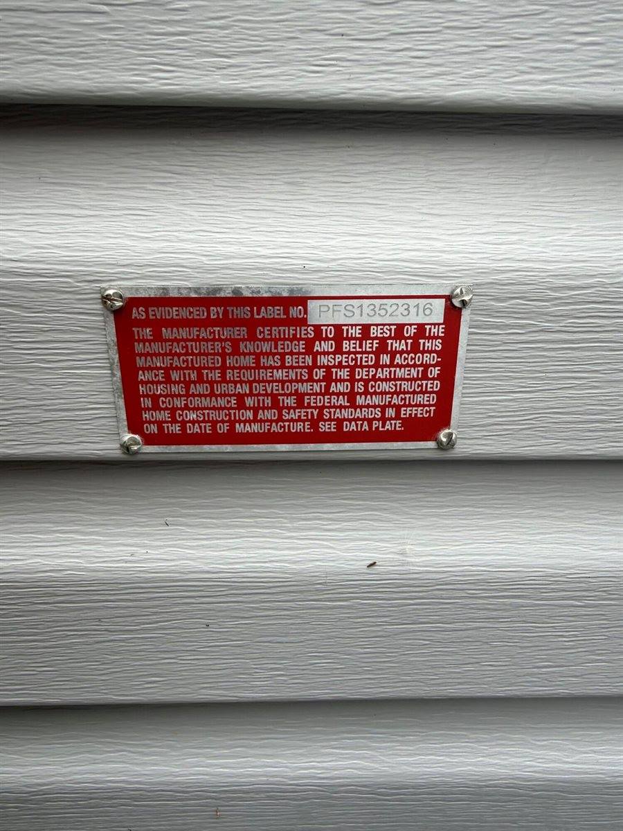 28 Hobson Avenue, Veazie, ME 04401