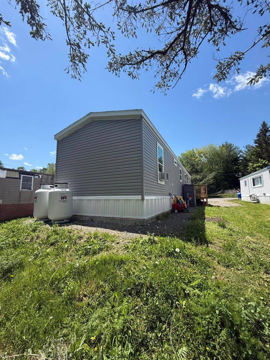 28 Hobson Avenue, Veazie, ME 04401