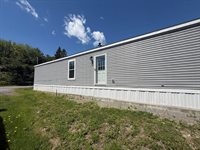 28 Hobson Avenue, Veazie, ME 04401