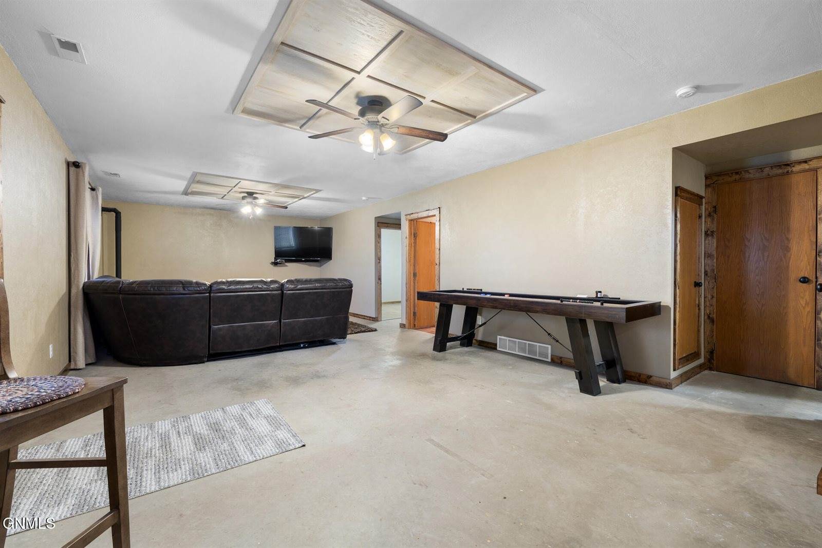 9155 41st Street NW, New Town, ND 58763