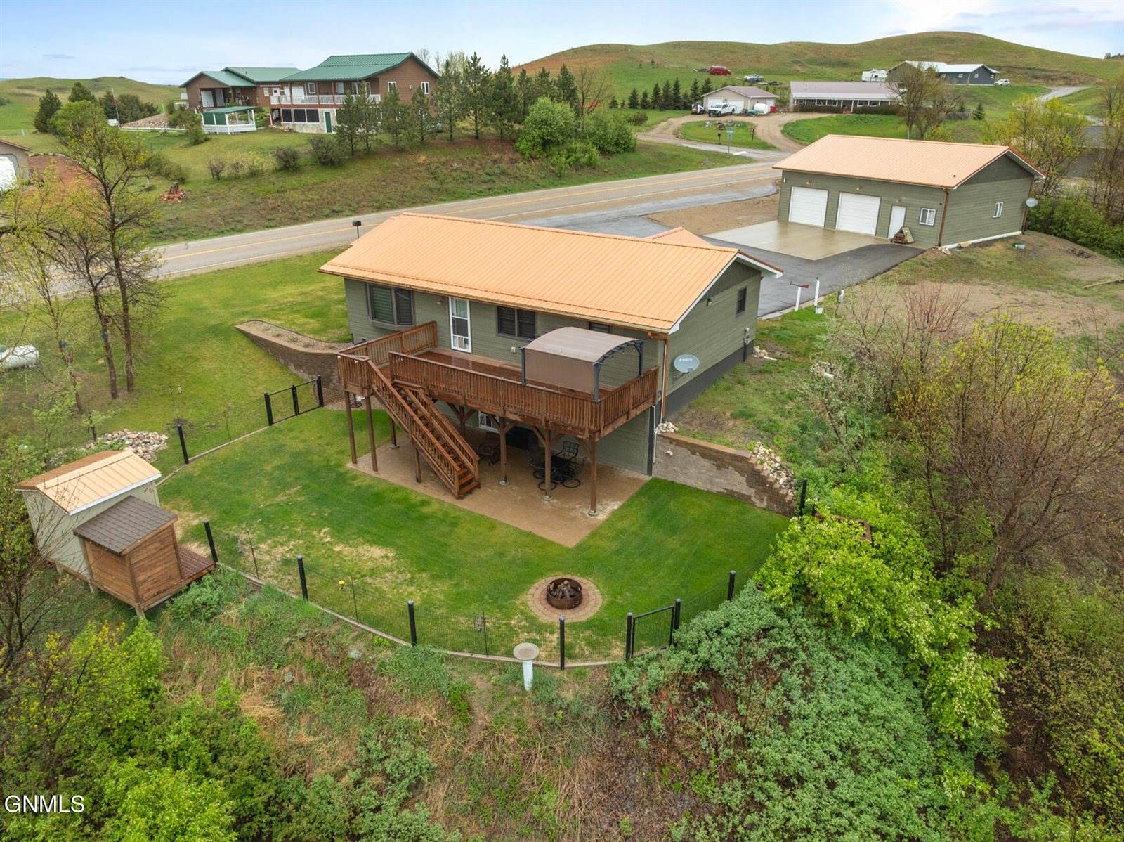 9155 41st Street NW, New Town, ND 58763
