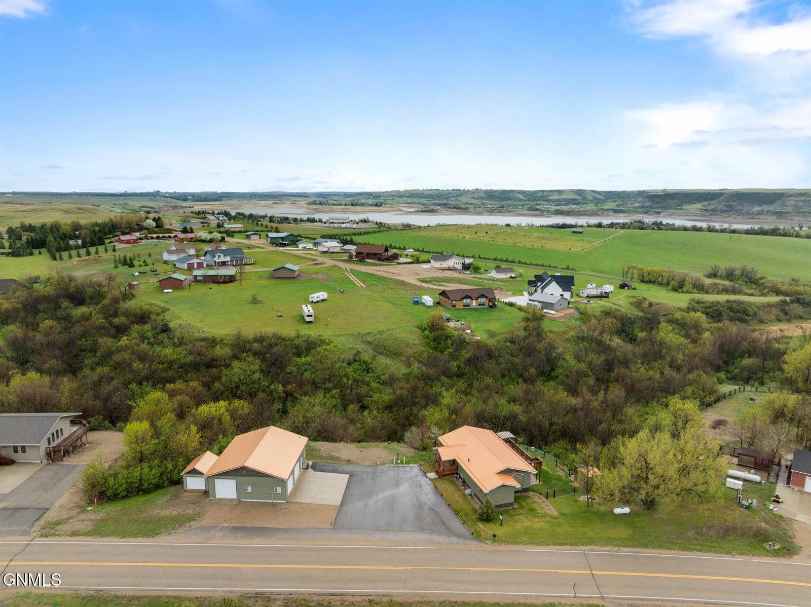 9155 41st Street NW, New Town, ND 58763