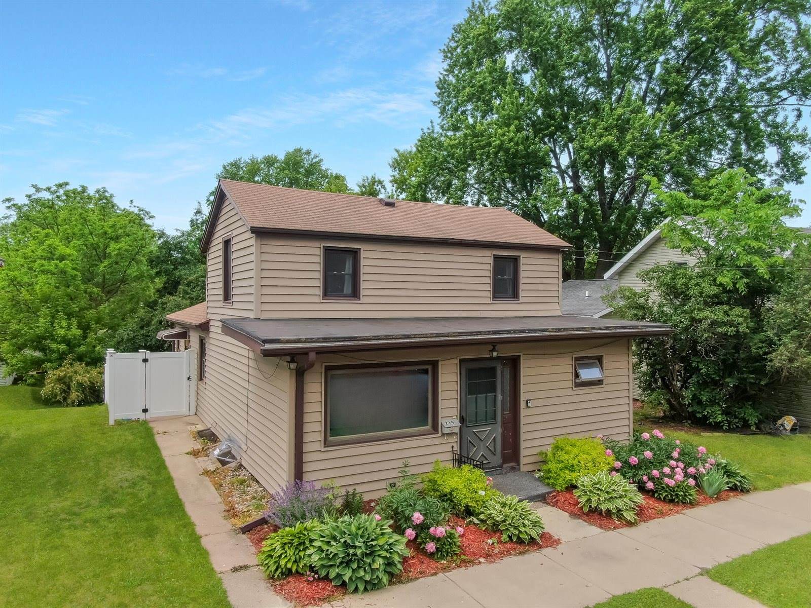 219 Glendale Ave, Tomah, WI 54660