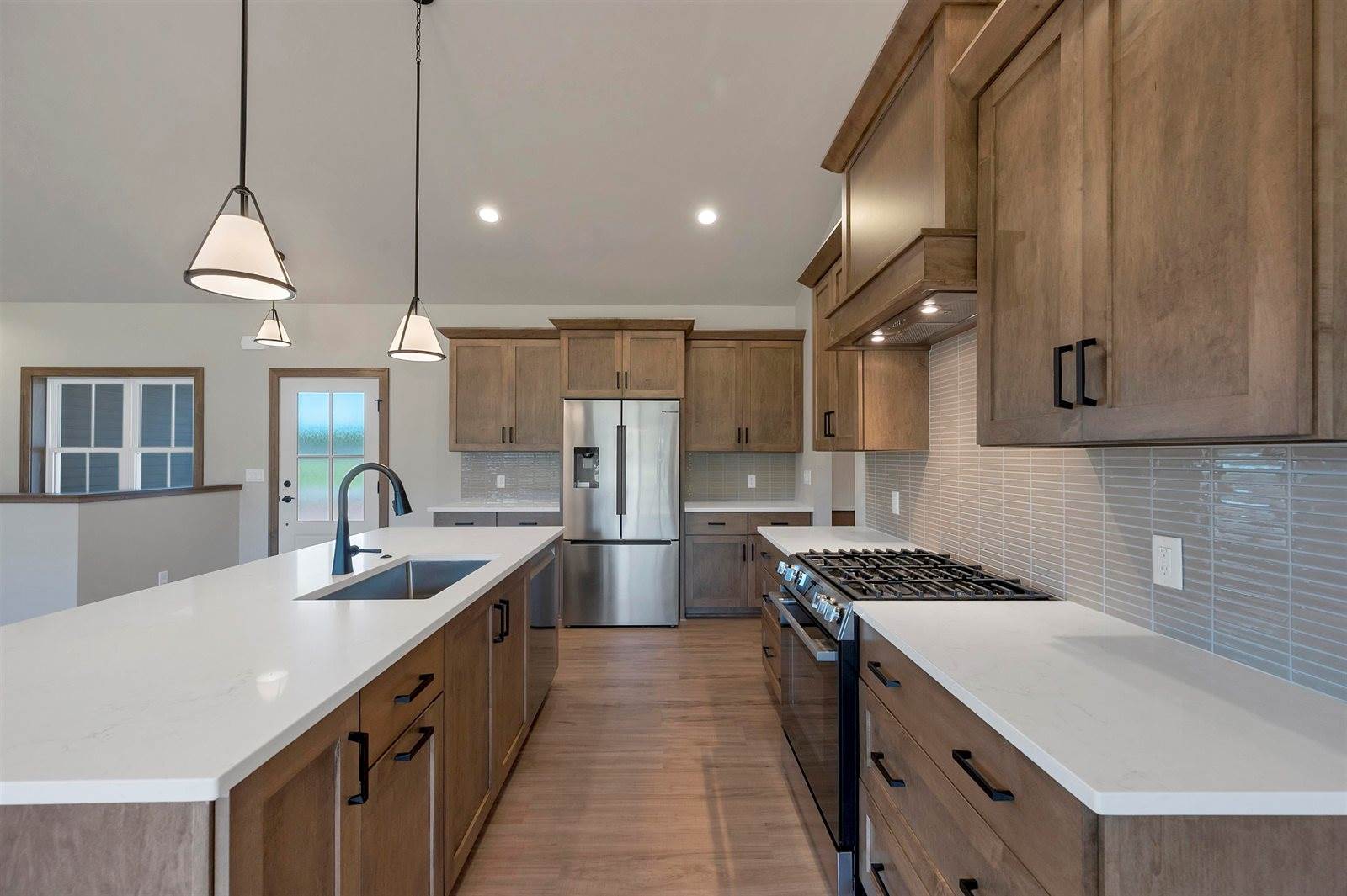 2875 Stelor Drive, Green Bay, WI 54311
