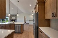 2875 Stelor Drive, Green Bay, WI 54311