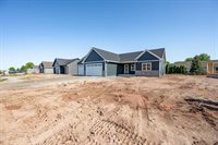 2875 Stelor Drive, Green Bay, WI 54311