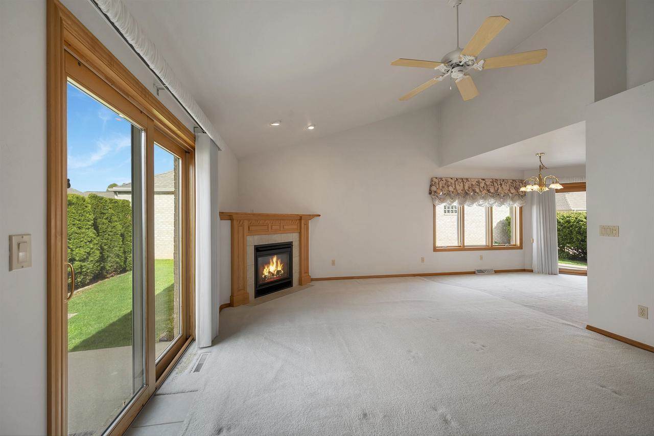 518 N Langlade Court, Green Bay, WI 54301