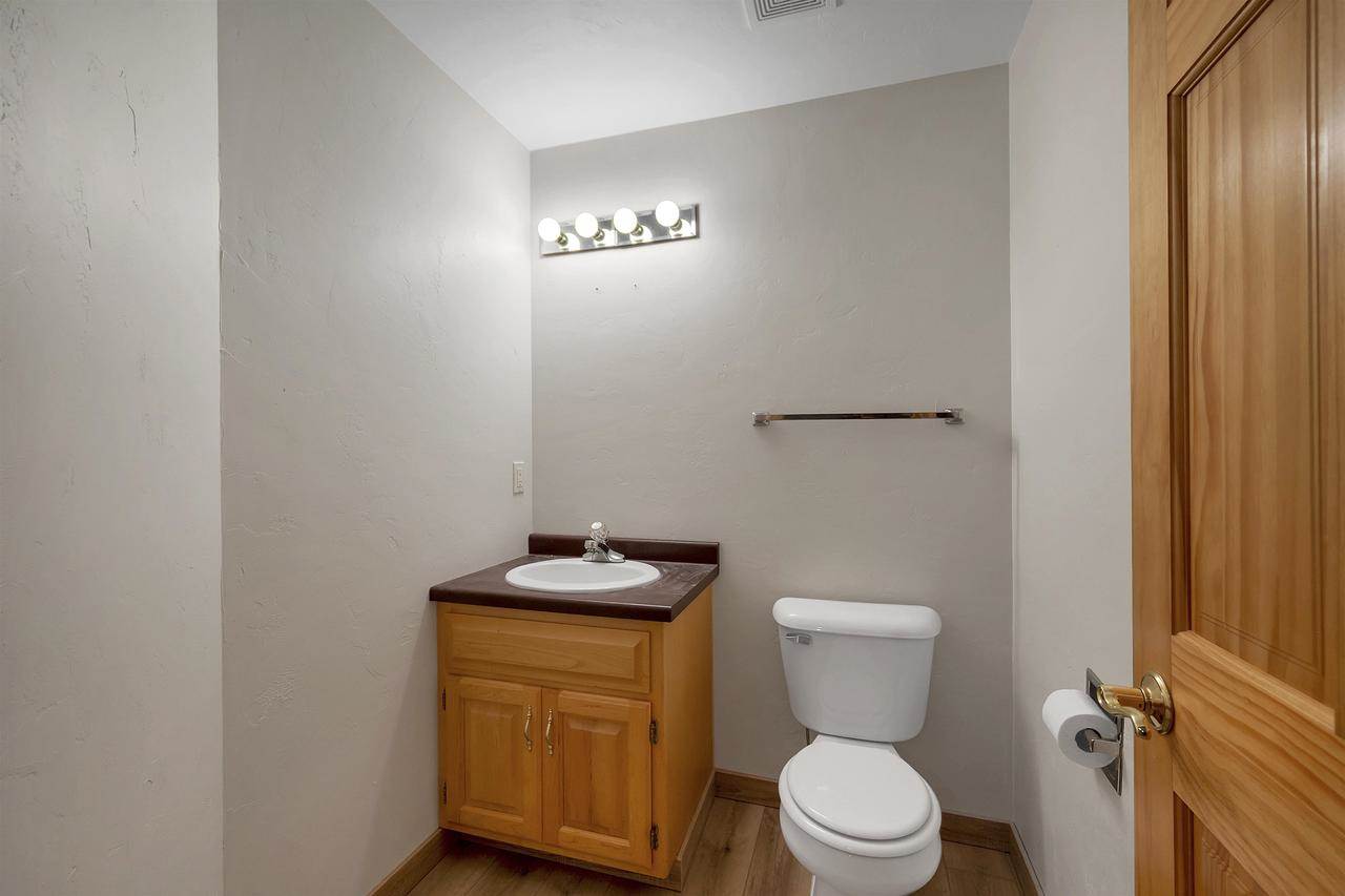 518 N Langlade Court, Green Bay, WI 54301