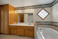 518 N Langlade Court, Green Bay, WI 54301