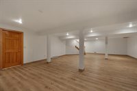 518 N Langlade Court, Green Bay, WI 54301