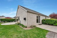 518 N Langlade Court, Green Bay, WI 54301