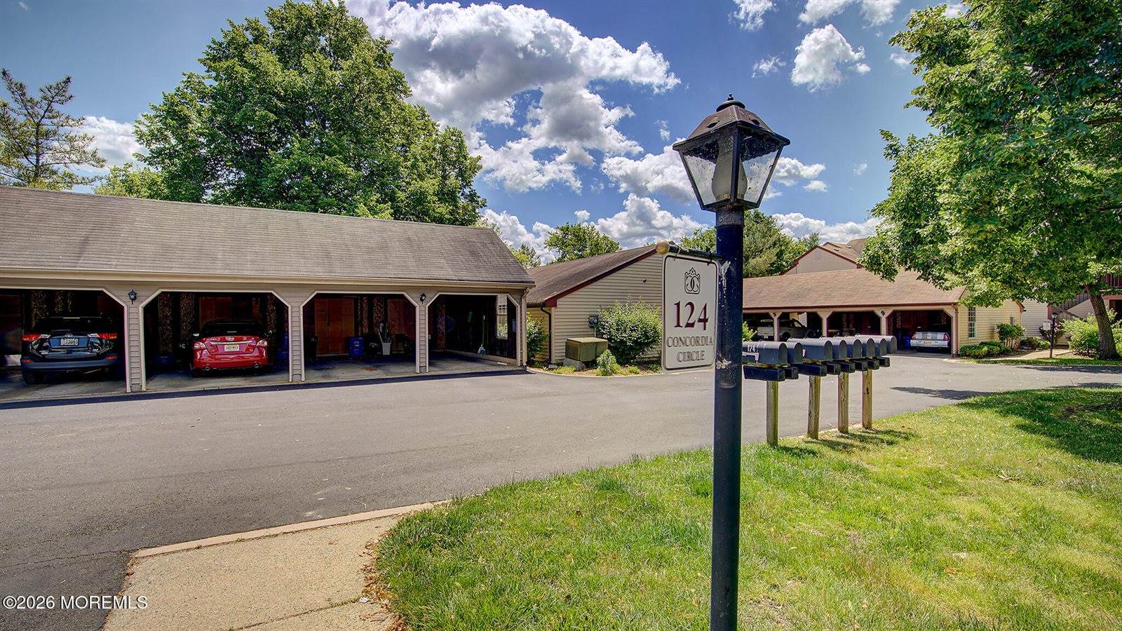 124 Concordia Circle, Monroe, NJ 08831