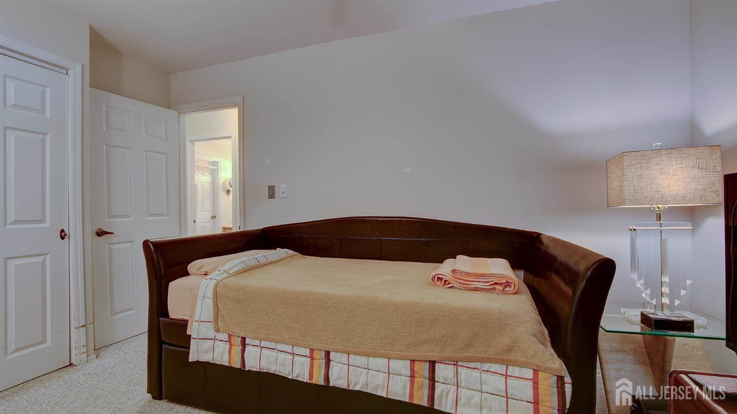 124 Concordia Circle, Monroe, NJ 08831