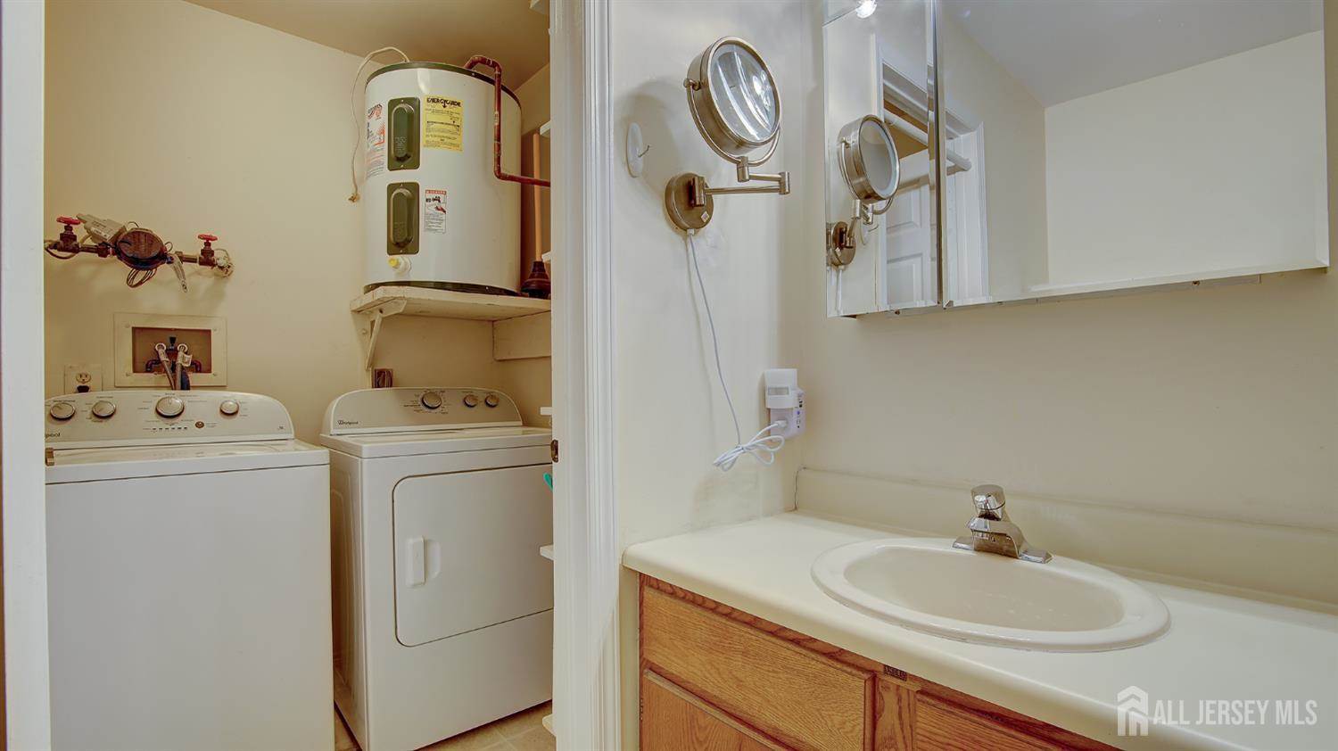 124 Concordia Circle, Monroe, NJ 08831