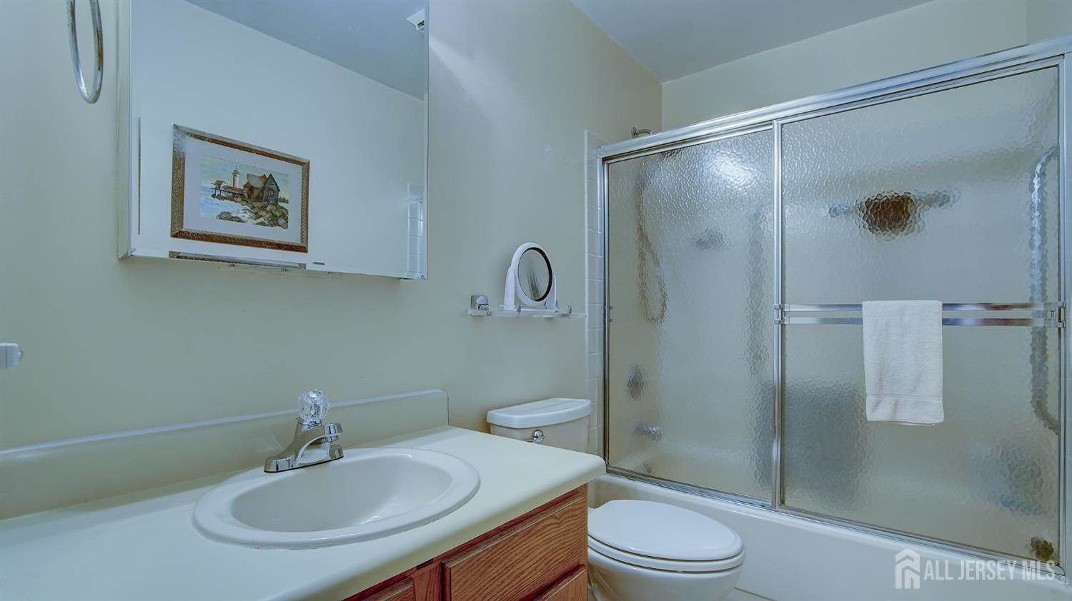 124 Concordia Circle, Monroe, NJ 08831