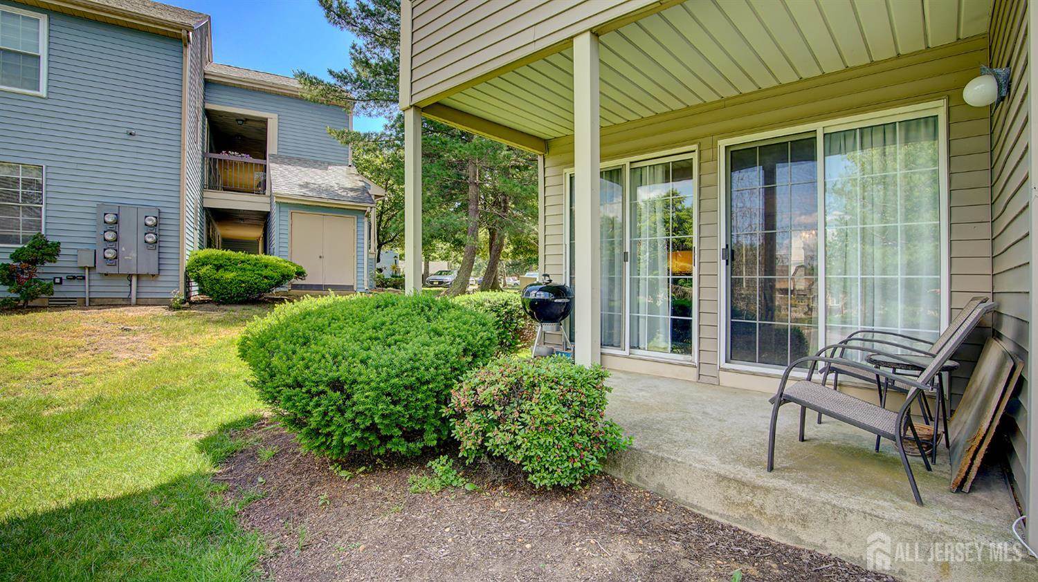 124 Concordia Circle, Monroe, NJ 08831