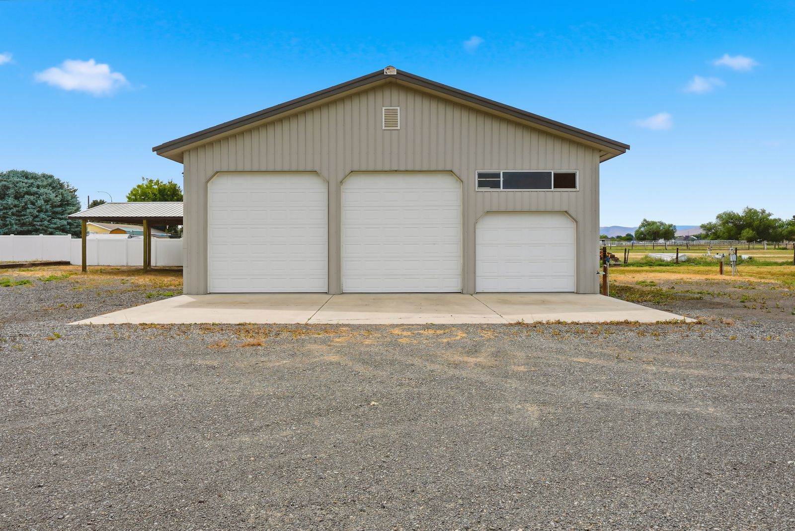 4101 Ahtanum Road, Yakima, WA 98903