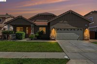106 Arezzo St, Brentwood (CC), CA 94513