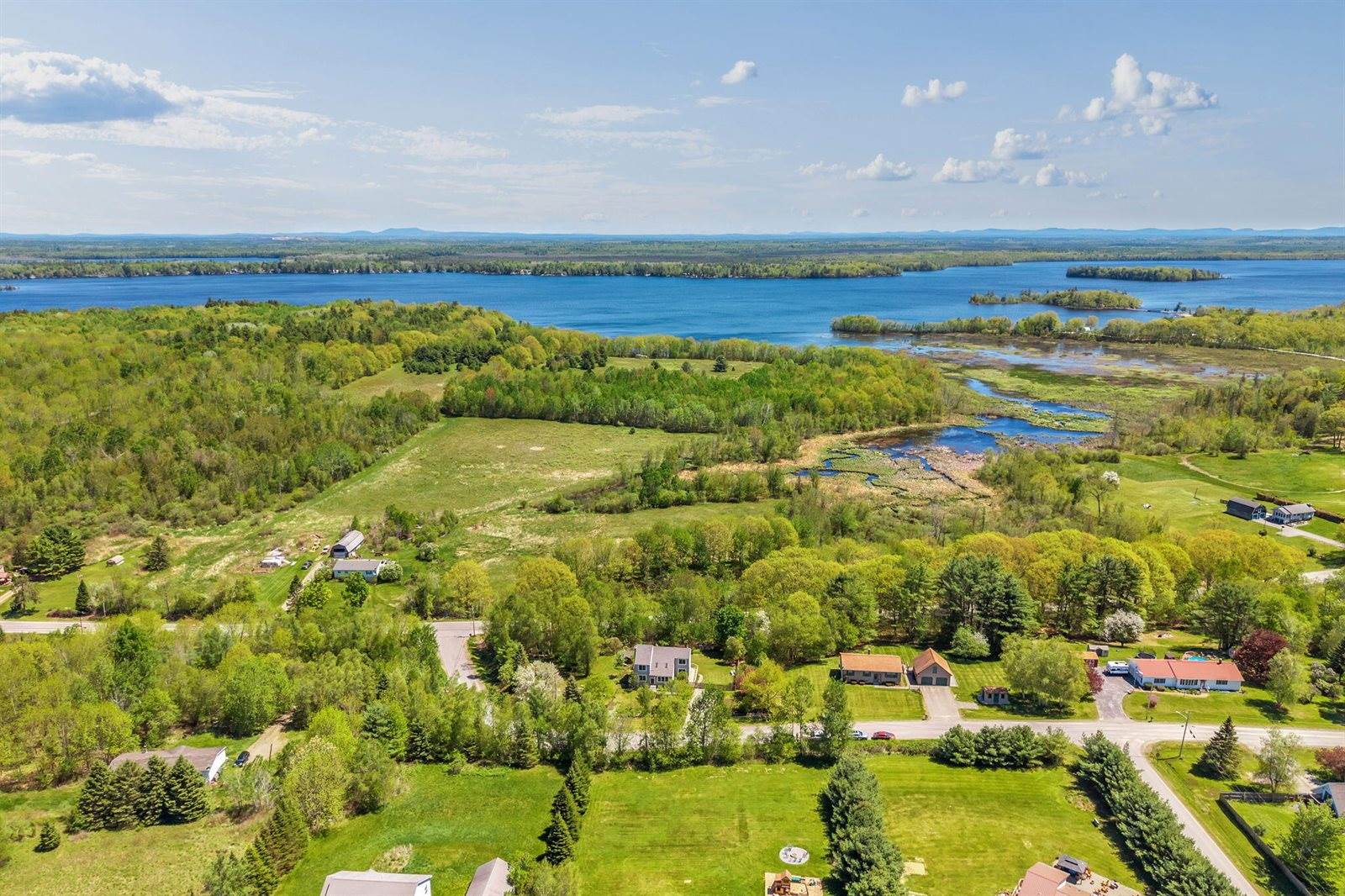14 Vista Way, Glenburn, ME 04401