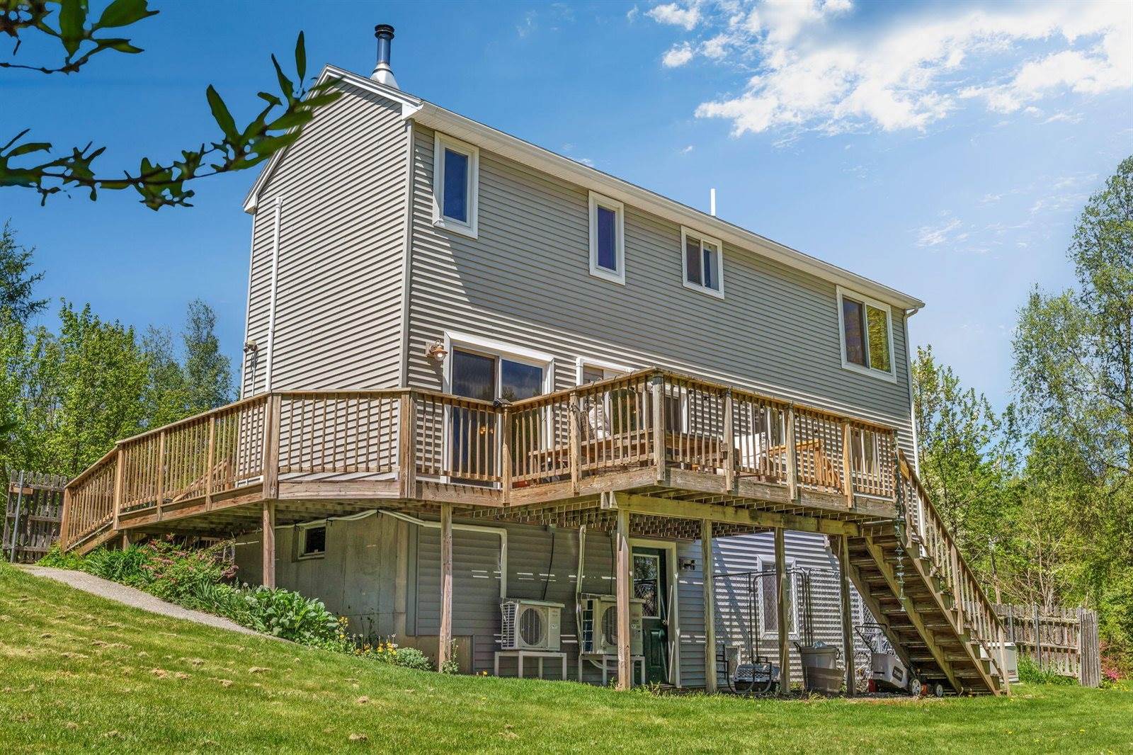 14 Vista Way, Glenburn, ME 04401