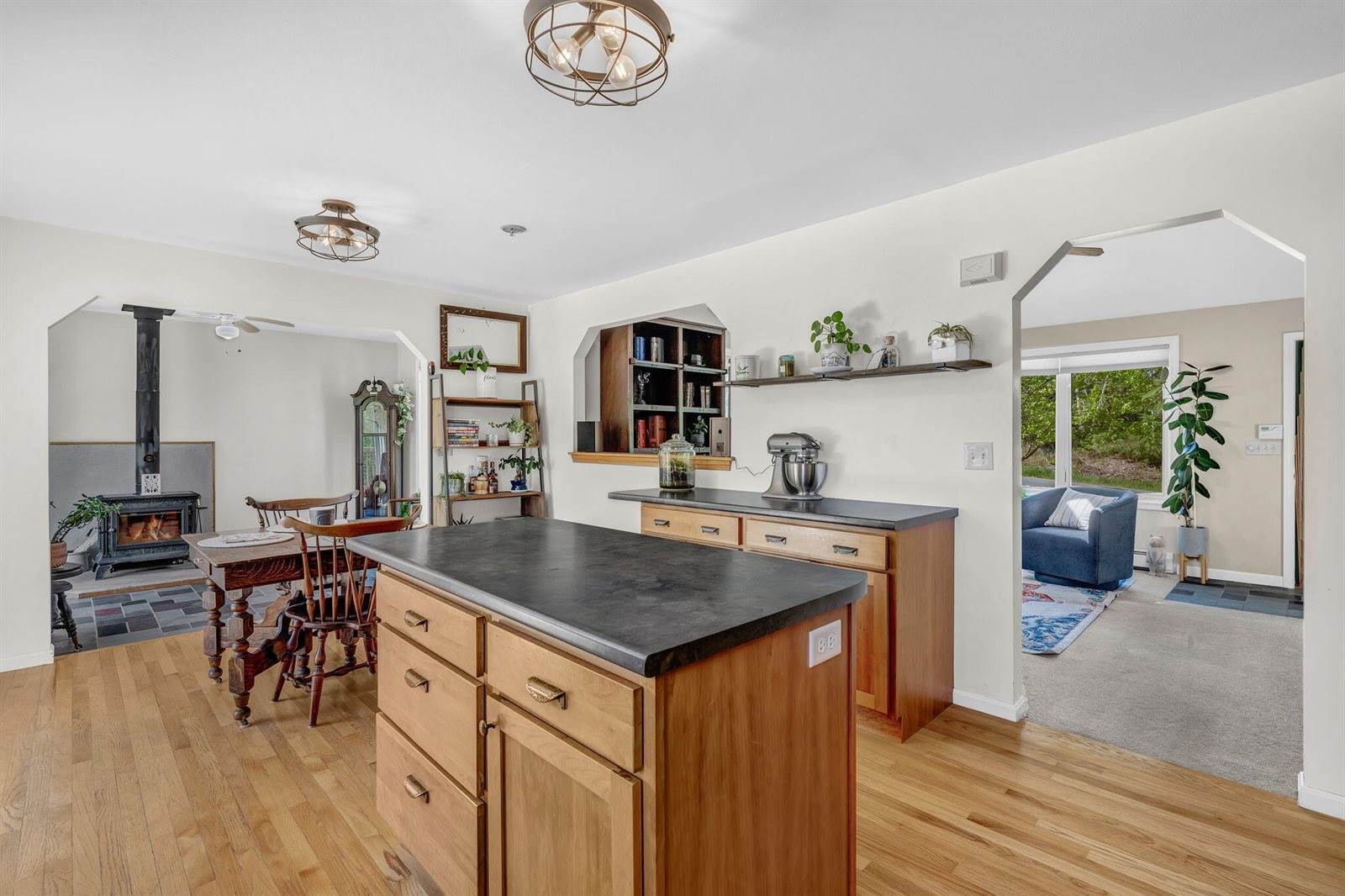 14 Vista Way, Glenburn, ME 04401