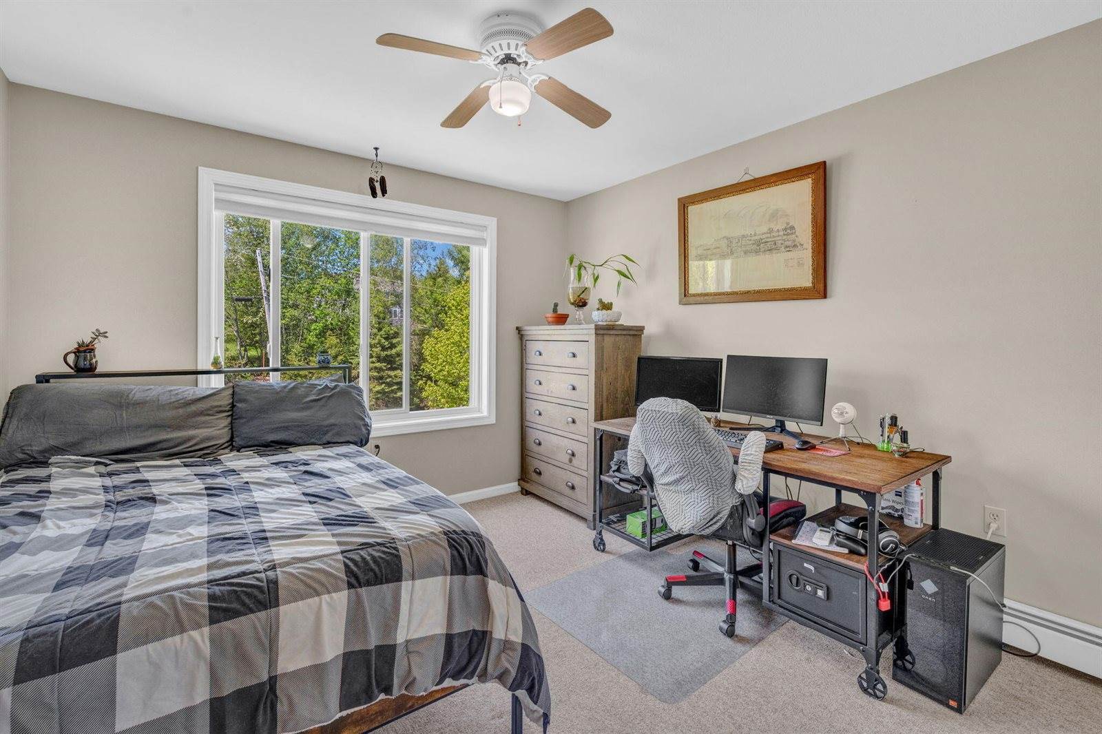 14 Vista Way, Glenburn, ME 04401