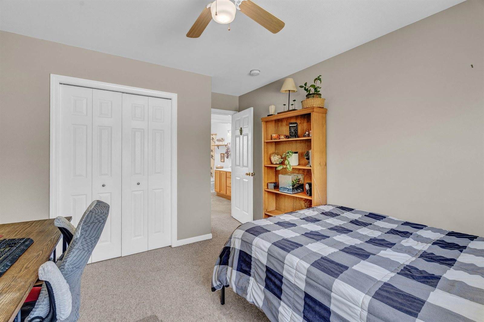 14 Vista Way, Glenburn, ME 04401