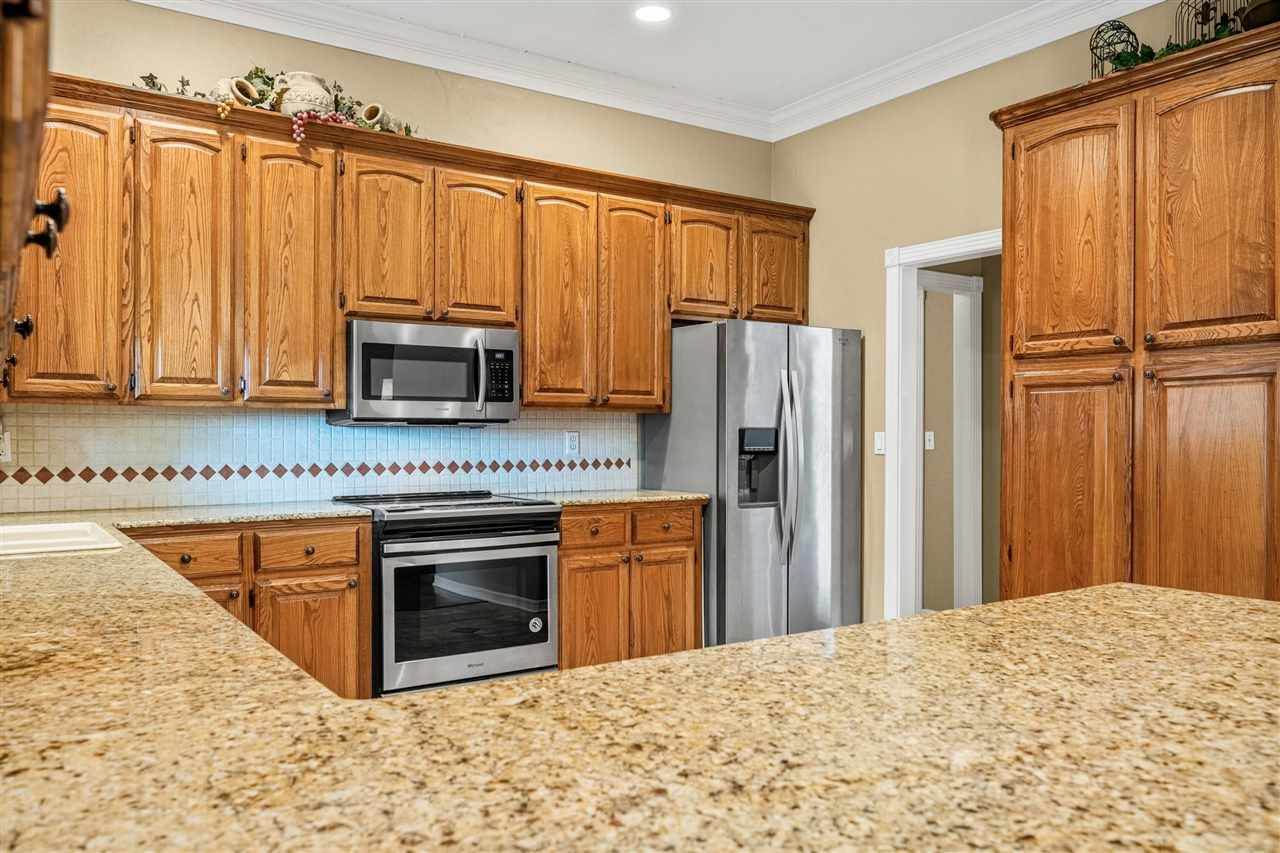 6601 NW Willow Tree Cir, Lawton, OK 73505