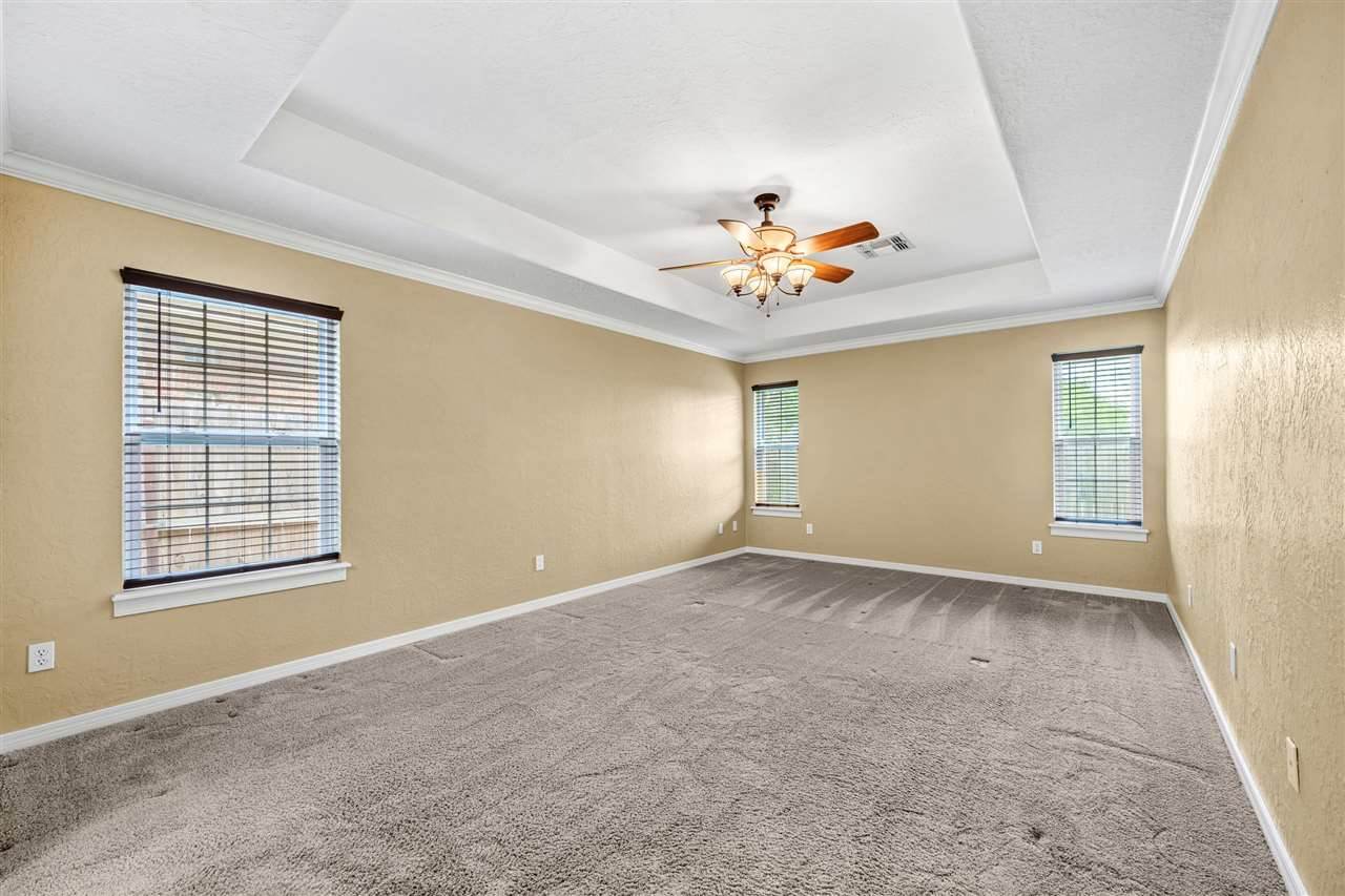 6601 NW Willow Tree Cir, Lawton, OK 73505