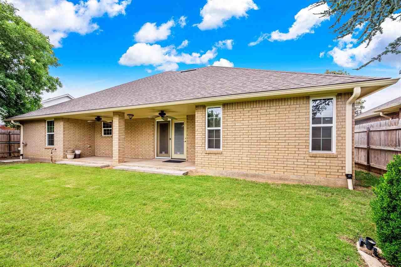 6601 NW Willow Tree Cir, Lawton, OK 73505