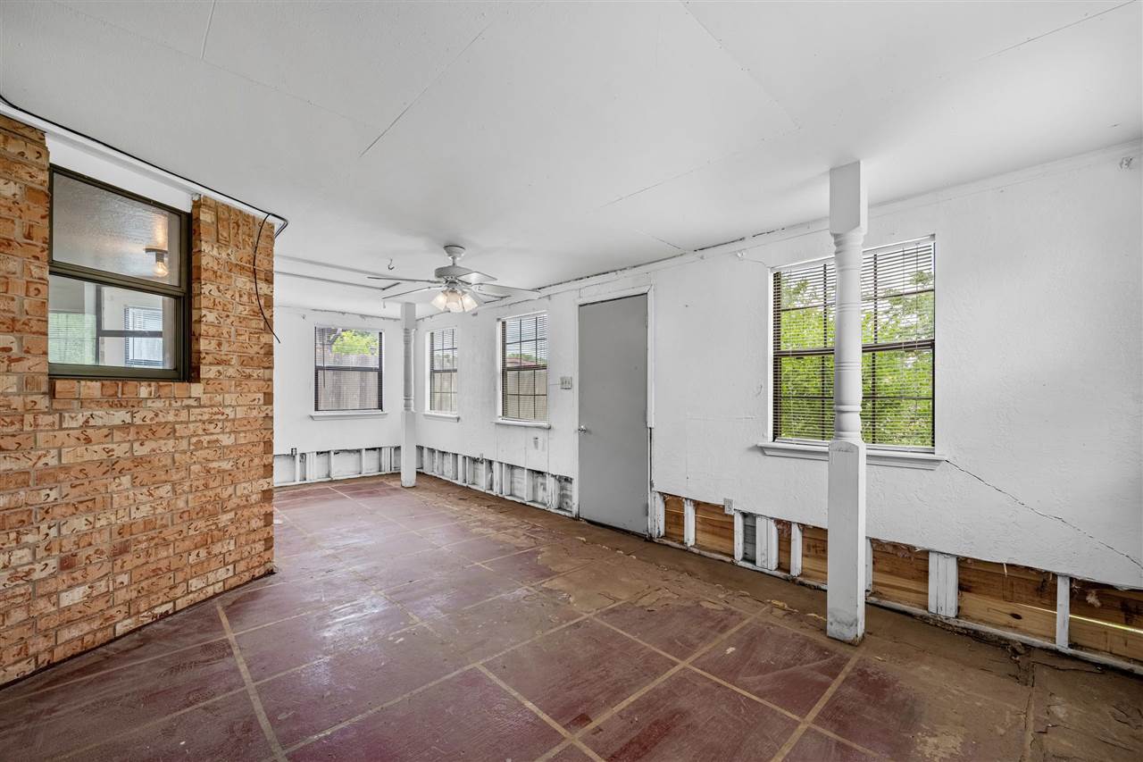 4920 SE Hardin, Lawton, OK 73501