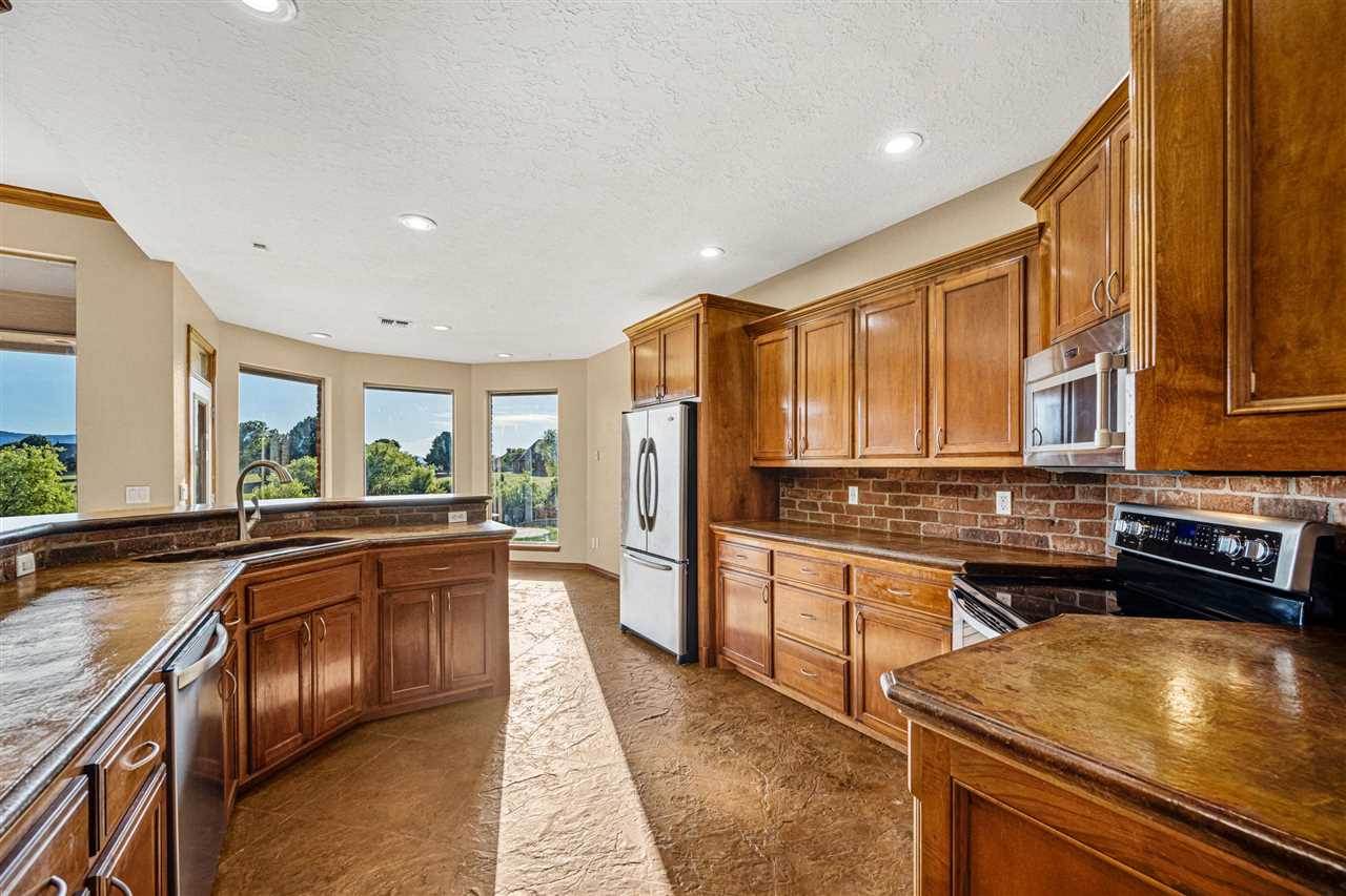 5 Quanah Mountain Rd, Lawton, OK 73507