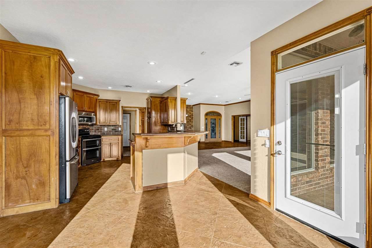 5 Quanah Mountain Rd, Lawton, OK 73507