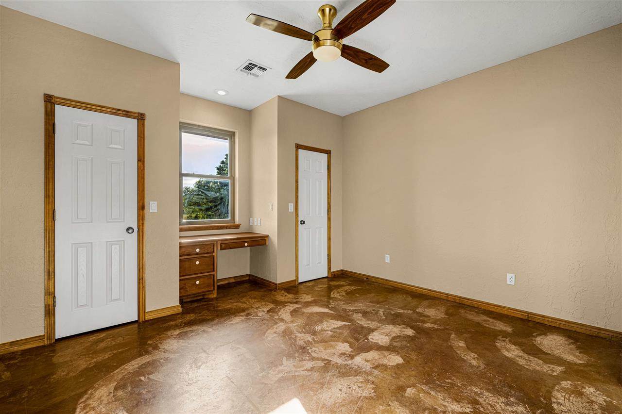 5 Quanah Mountain Rd, Lawton, OK 73507