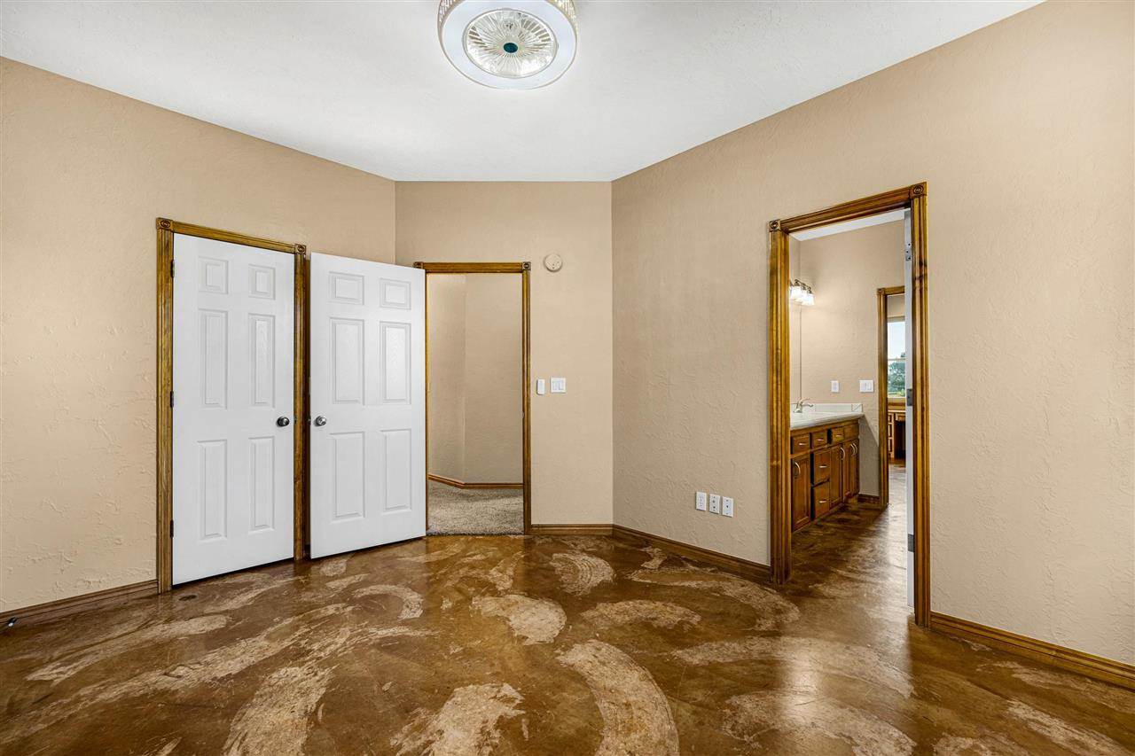 5 Quanah Mountain Rd, Lawton, OK 73507