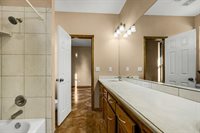 5 Quanah Mountain Rd, Lawton, OK 73507