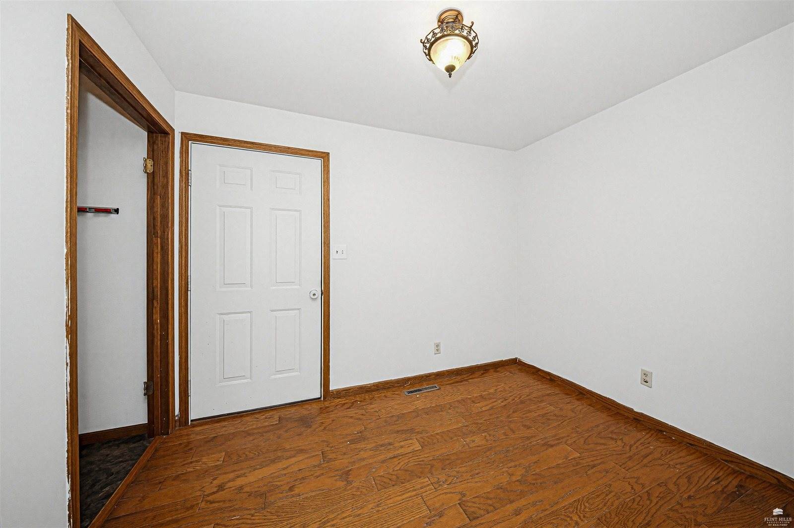 1201 West 8th Street, Junction City, KS 66441